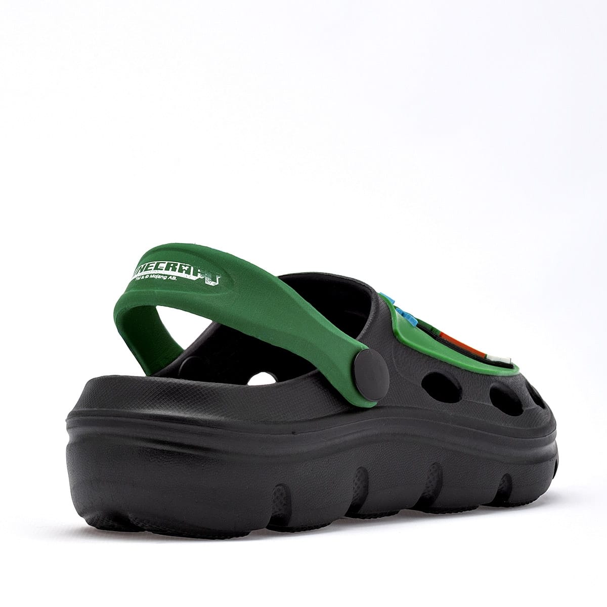 Sandalia clog infantil tema aventura, detalle del diseño
