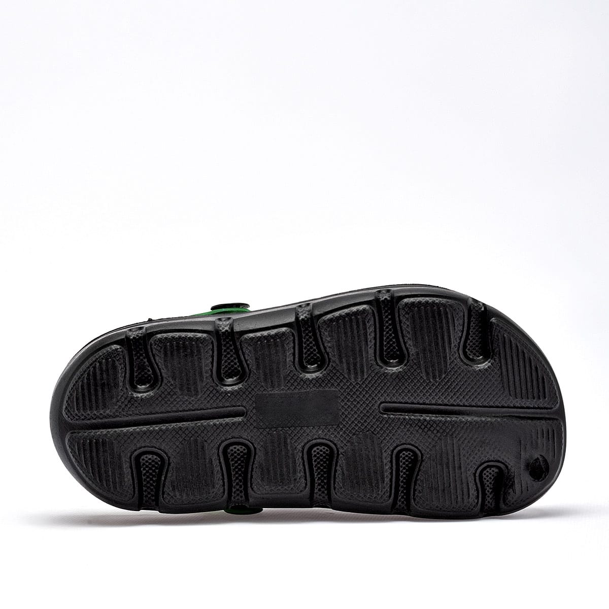 Sandalia clog infantil tema aventura, vista trasera